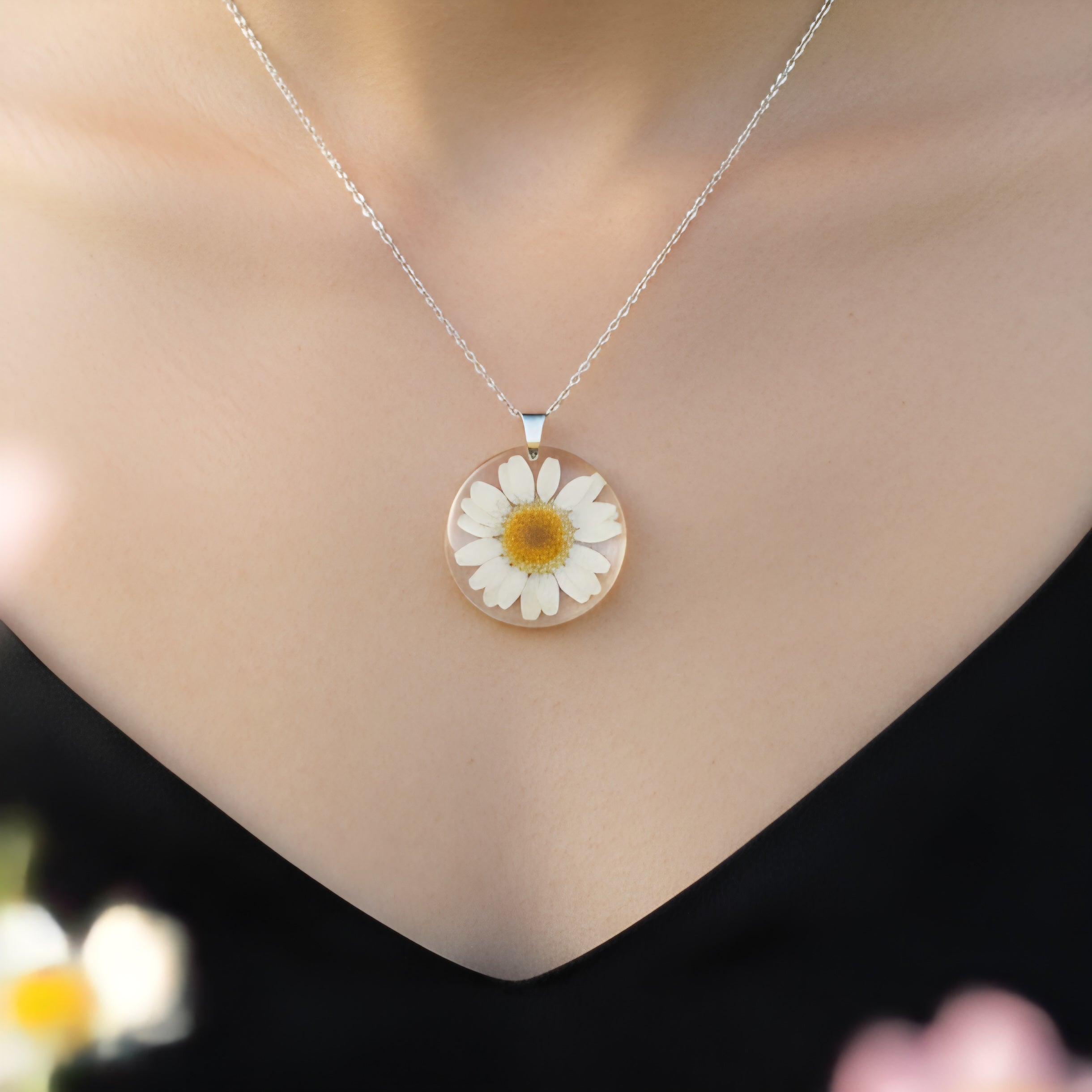Daisy Chain Necklace (Classic)